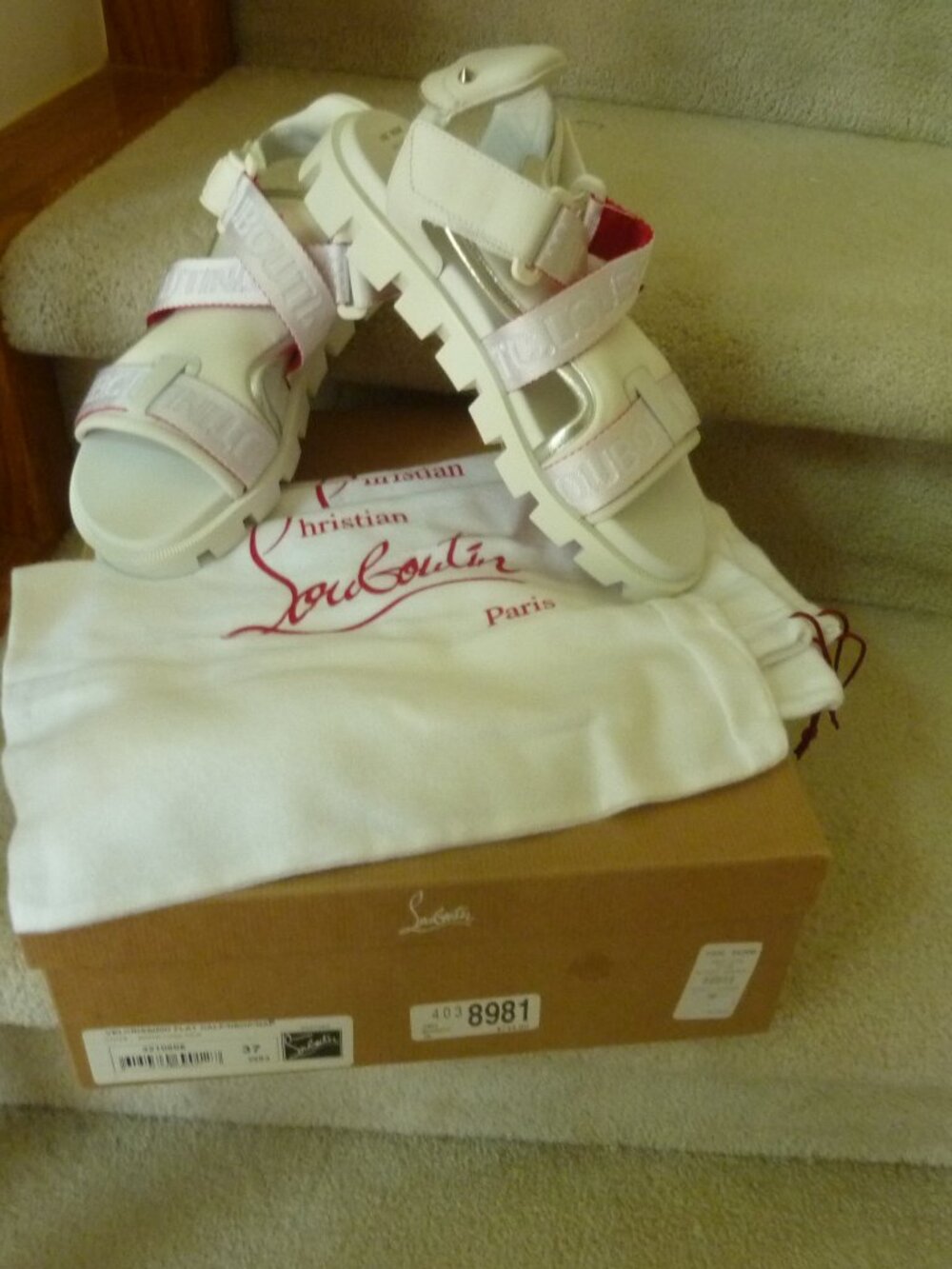Christian Louboutin Brand New Velcrissimo Bianco/Silver size 7B(37EU) Sandals